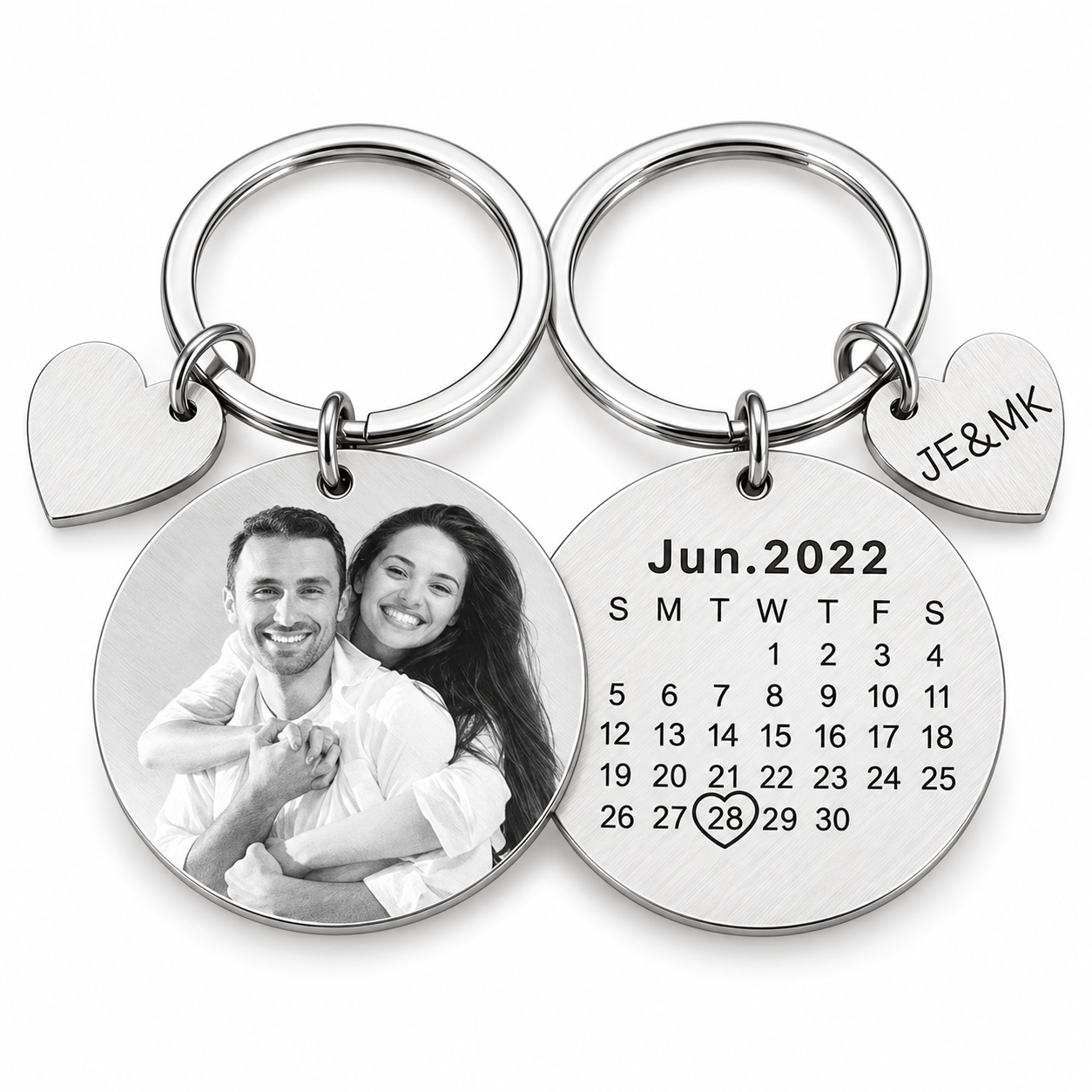 Personalisierter Foto Schlüsselanhänger aus Edelstahl mit Kalender & Gravur – Rundanhänger mit eigenem Bild, Wunschdatum und Herzanhänger