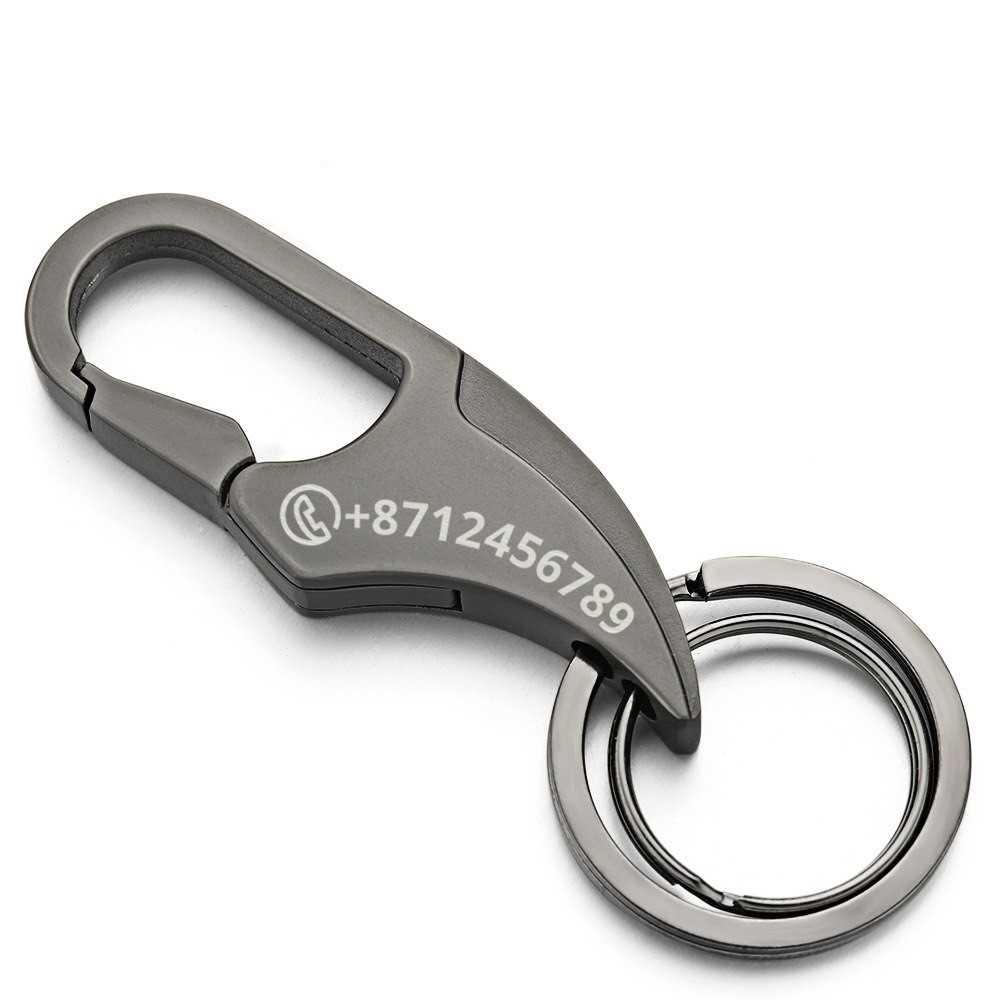 Karabiner-Schlüsselanhänger aus Edelstahl – personalisiert mit Textgravur (Schwarz)